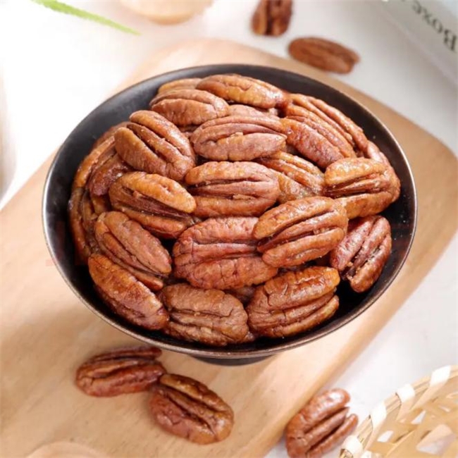 中国市场规模破千亿  宿迁成国内核心产区之一 国产碧根果新鲜上市插图