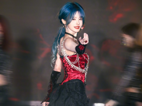 “正统偶像”何解？杨冰怡用十一年交出她的答案插图4