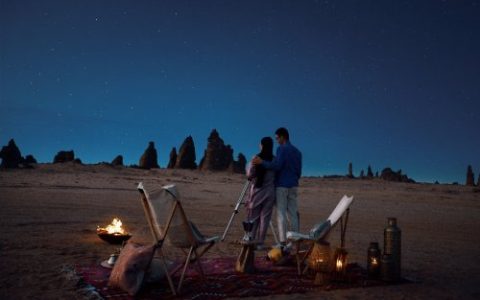 解锁暖冬旅行 同程旅行联合沙特旅游局推出跨境旅行盲盒！