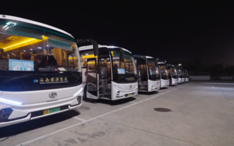 绿动自贸港  悦享新体验：苏州金龙助力康志客运领航海南入境高端游
