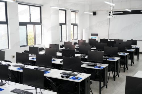 能飞华中基地擎动低空经济新未来插图4 能飞华中基地擎动低空经济新未来插图4