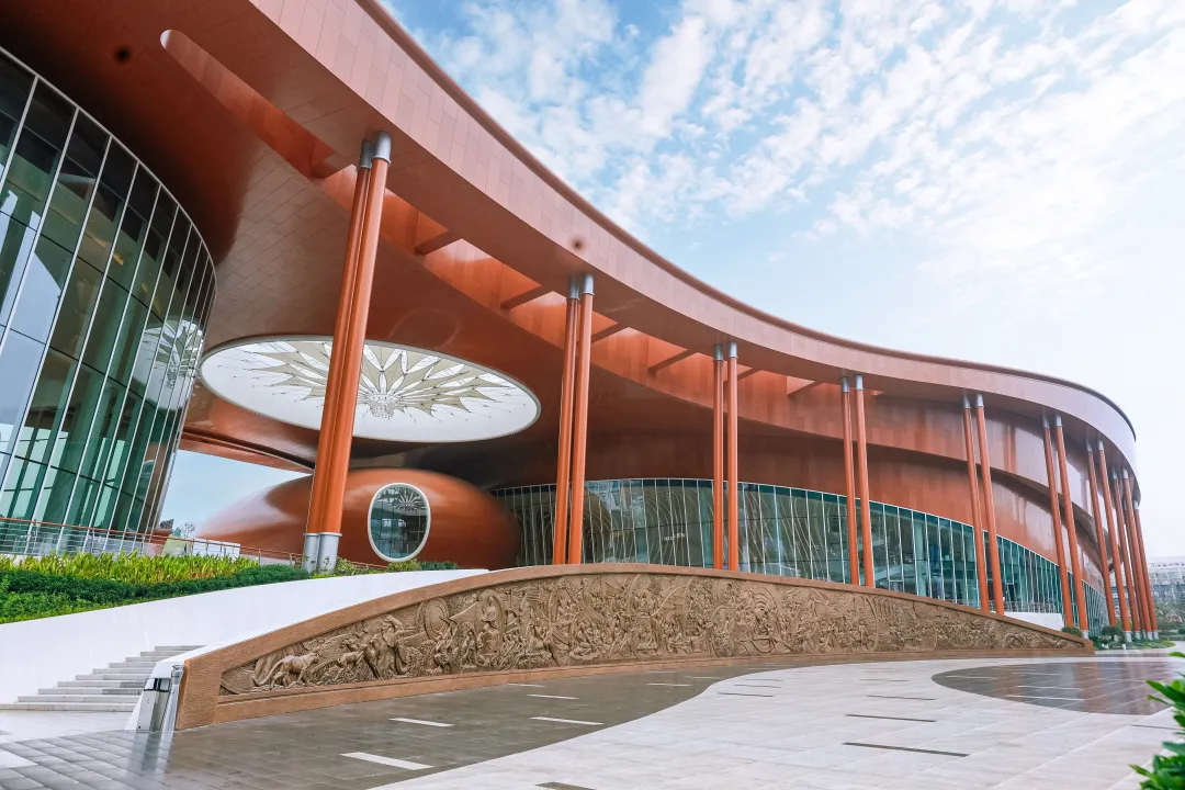 试运营启幕！丝路视觉见证龙岗国际艺术中心璀璨绽放插图