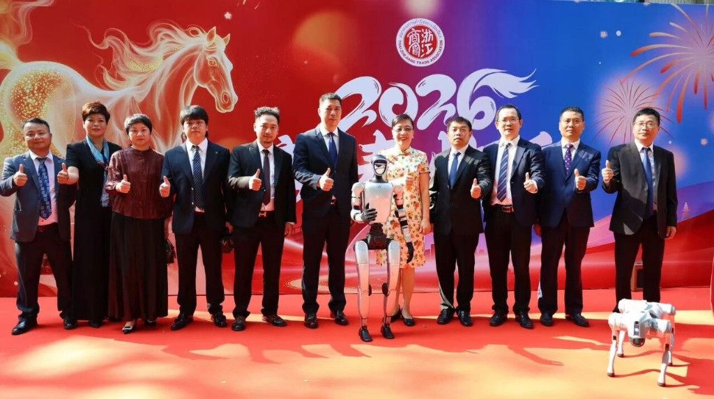 泰国浙江商会助力中国大使馆新春招待会—浙江智能科技获泰国总理高度赞誉插图15