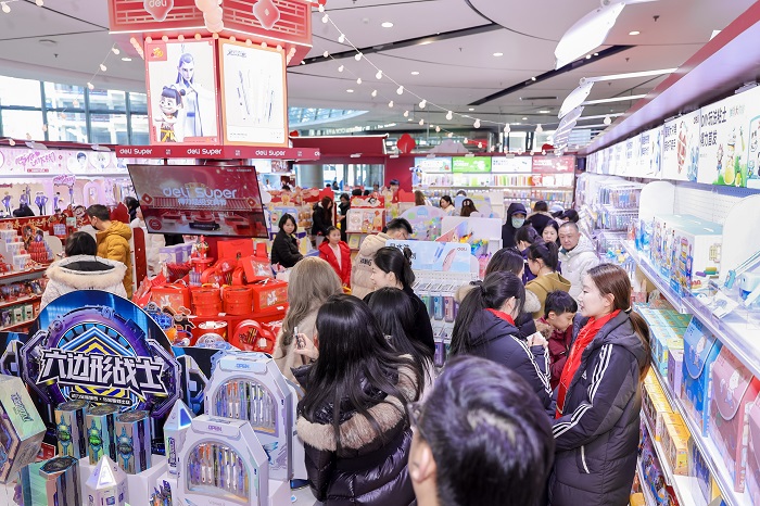 卡位春节与开学季 得力超级文具六城联动火热启幕插图5