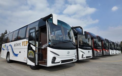 高端商旅 尊享出行！苏州金龙助力吐鲁番国宾旅汽打造文旅新高地