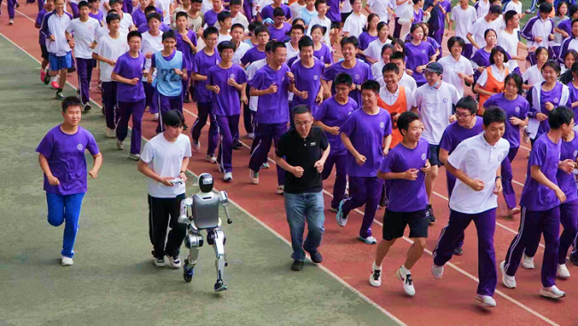 互补软硬件核心优势，编程猫与松延动力开创科技教育实践创新新场景插图1