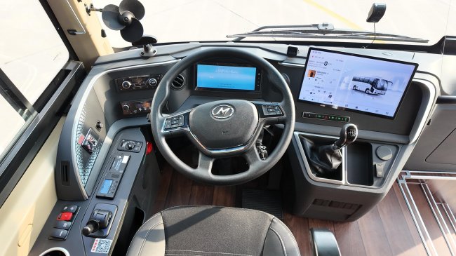 高端商旅 尊享出行！苏州金龙助力吐鲁番国宾旅汽打造文旅新高地插图2