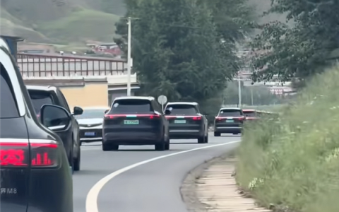 2026年华为乾崑春节出行报告出炉：有车单日跑2266公里