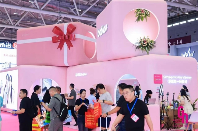 从“AI赋能”到“万亿商机”:2026春季深圳礼品展旗舰启航,引爆采购开年红插图7 从“AI赋能”到“万亿商机”:2026春季深圳礼品展旗舰启航,引爆采购开年红插图7