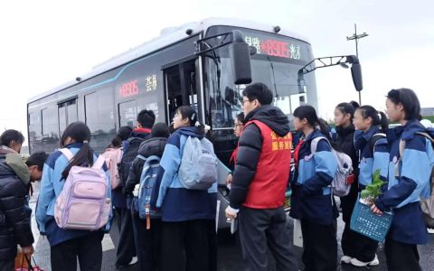 从“家门口”直达“校门口”:苏州金龙开启智慧护学新模式