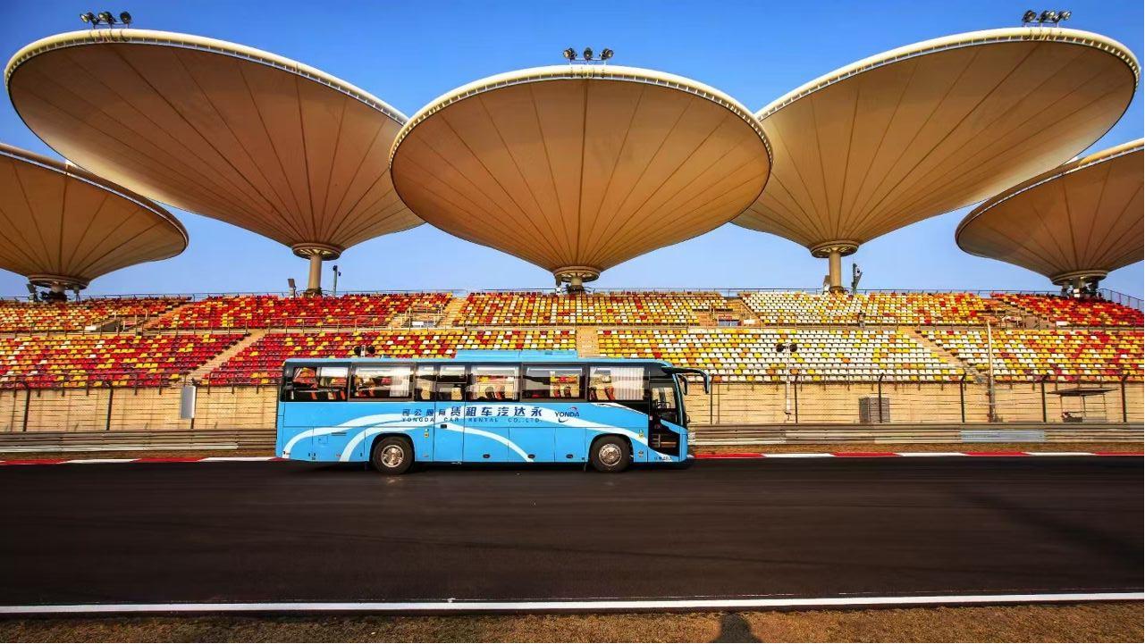 疾速背后，必有笃行！苏州金龙海格新V系圆满护航F1中国大奖赛