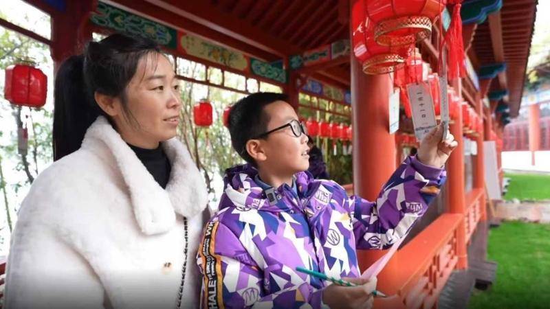 江西南昌:猜灯谜包汤圆 多彩活动庆元宵插图 江西南昌:猜灯谜包汤圆 多彩活动庆元宵插图