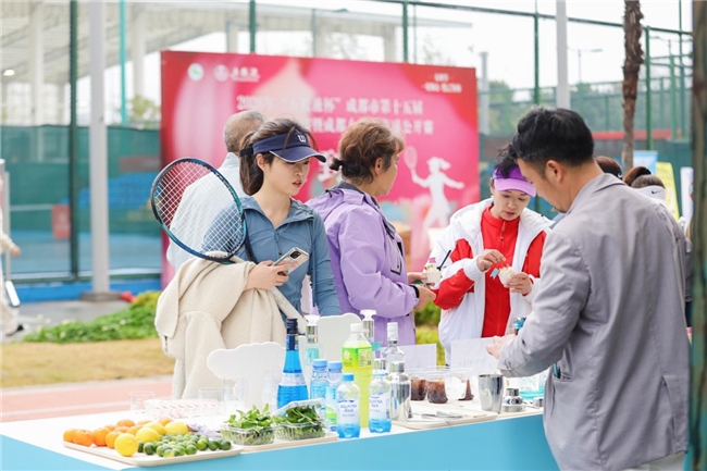 “享青春·我乐意”|2026“五粮液杯”成都第十五届女子网球公开赛暨女子匹克球公开赛盛大启幕插图4