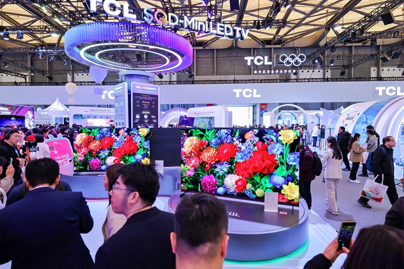 TCL实业AWE 2026焕新打造品牌活力乐园，“屏显+AI”让智慧生活触手可及插图2