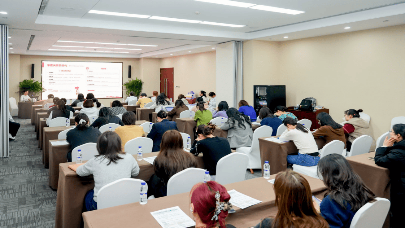 合作再升级！德国月神公益科普护航女性健康插图