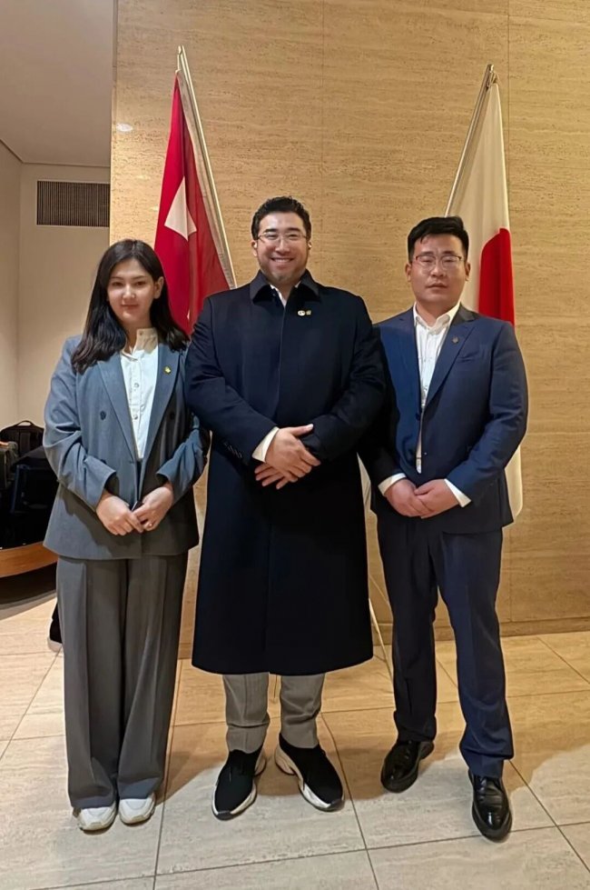 爱旭股份亮相东京新能源展，受瑞士驻日使馆邀请共话“AI+零碳农业”国际合作新范式插图