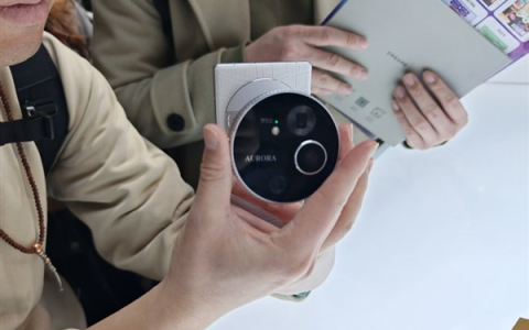 追觅豪掷100亿进入手机赛道：明年研发人员保底5000人 冲击高端市场