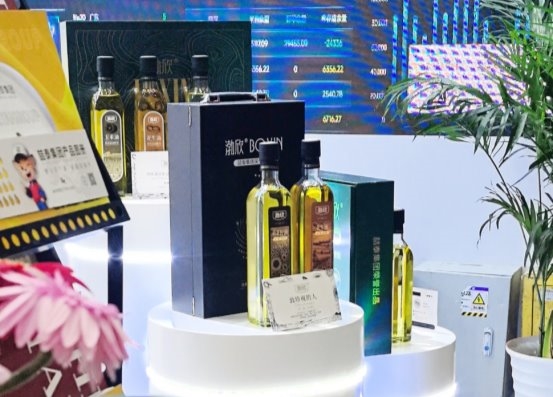 燃爆全场！喆泰惊艳亮相北京餐饮展插图2