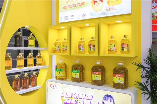 燃爆全场！喆泰惊艳亮相北京餐饮展插图3