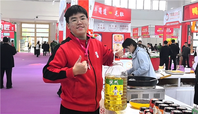 燃爆全场！喆泰惊艳亮相北京餐饮展插图7