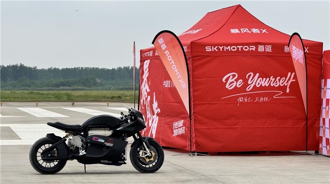 从155到369的进化论：首驱科技用一场机场试跑，改写中国电摩天花板插图3