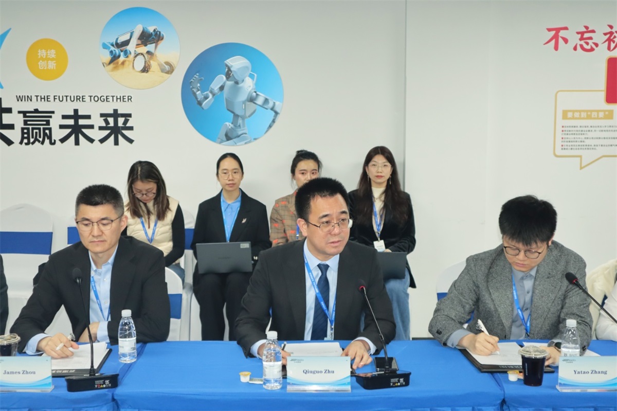 中比建交55周年：比利时副首相参访云深处科技，共启具身智能合作新篇插图3