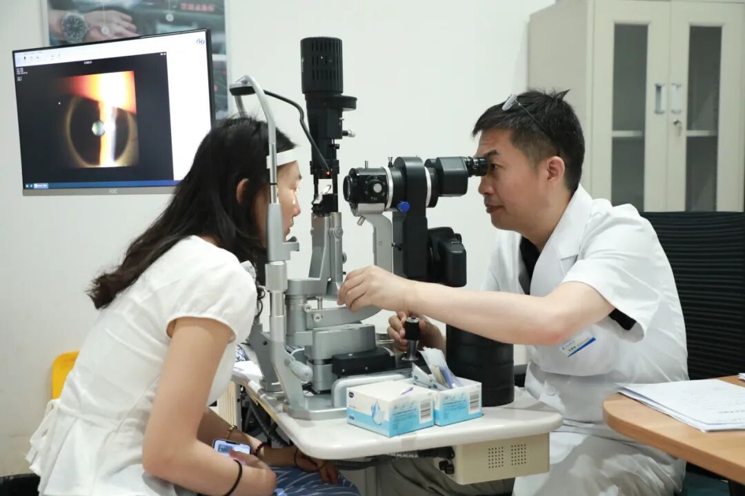 郑州ICL 晶体植入术优势，近视度数高怎么办，尖峰眼科插图4