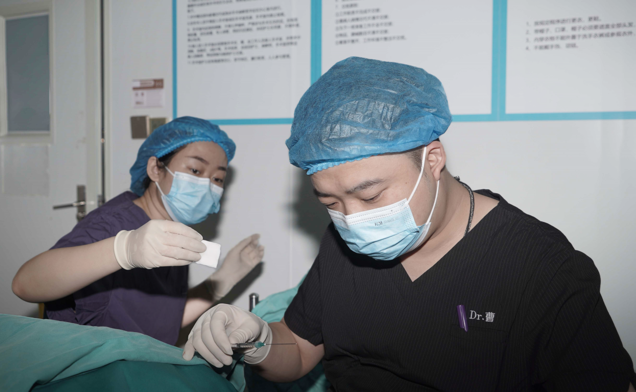 曹西贝眼整形：以精细化技艺，雕琢原生灵动眼眸插图2