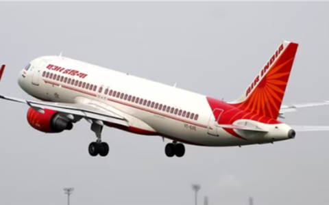 五一航班大规模取消！机票价格也暴涨：单程超6000元