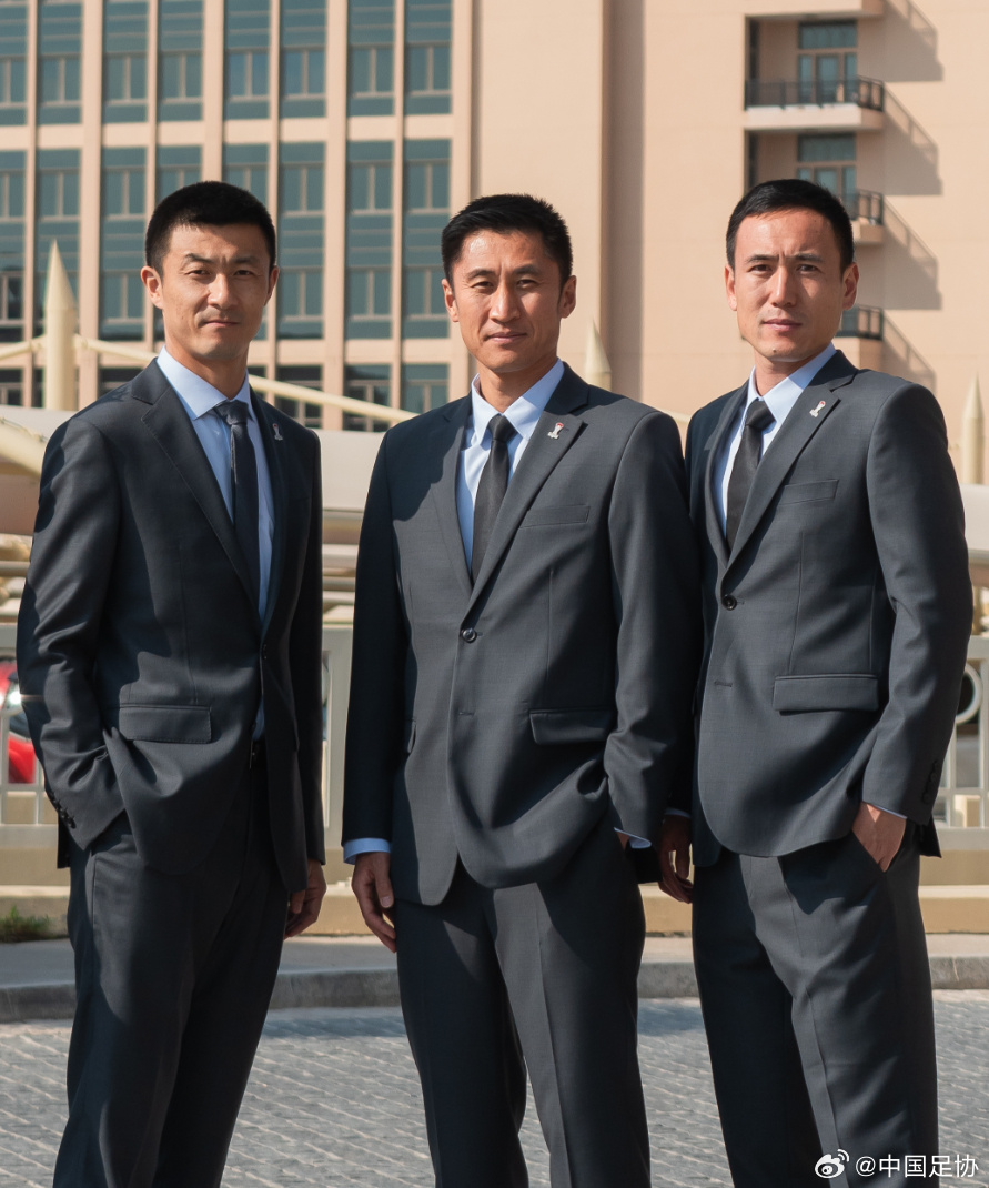 马宁、傅明、周飞入选，3名中国裁判将参加美加墨世界杯执裁工作插图