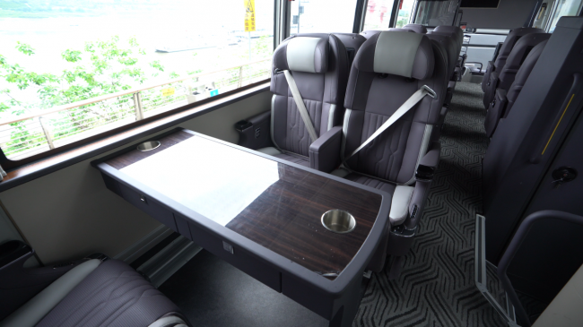 客旅新生态，共启新V来：苏州金龙精品战略重塑重庆出行新格局插图9