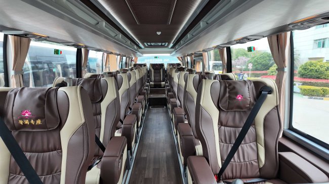 新V系驰骋大美新疆:哪吒车队携苏州金龙激活文旅融合新引擎插图2 新V系驰骋大美新疆:哪吒车队携苏州金龙激活文旅融合新引擎插图2