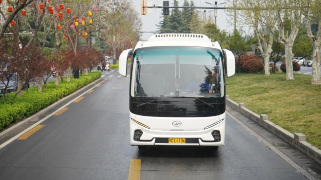 定制化运力升级提速！苏州金龙海格V9获洛阳阿普旅汽好评插图3