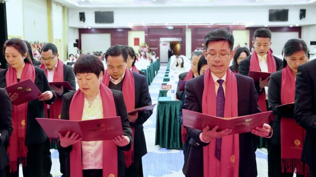 传承百年国医精髓，合肥天使儿童医院三位专家正式拜入中医儿科“臣字门”流派插图4