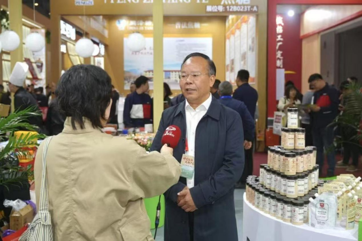 友联味业携“多肽鲜”亮相糖酒会，以自然本味谋全球餐桌插图1