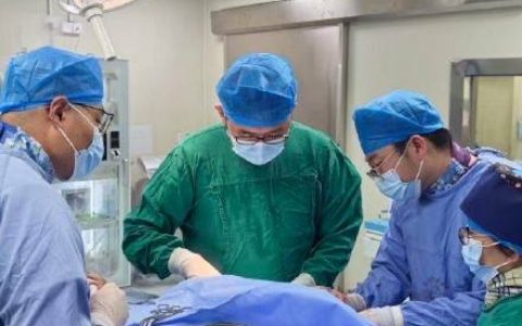 常常感到头晕目眩脚软无力？医生：当心是脑梗前兆