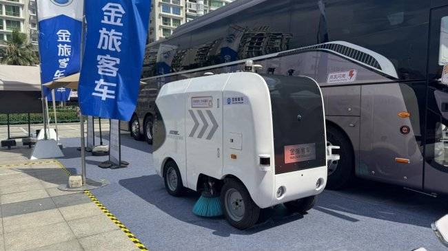 金旅客车亮相2026金砖展：三款硬核展品诠释“中国智造”新高度插图3