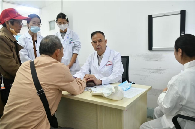 首都名中医董瑞云中二院收徒插图4 首都名中医董瑞云中二院收徒插图4