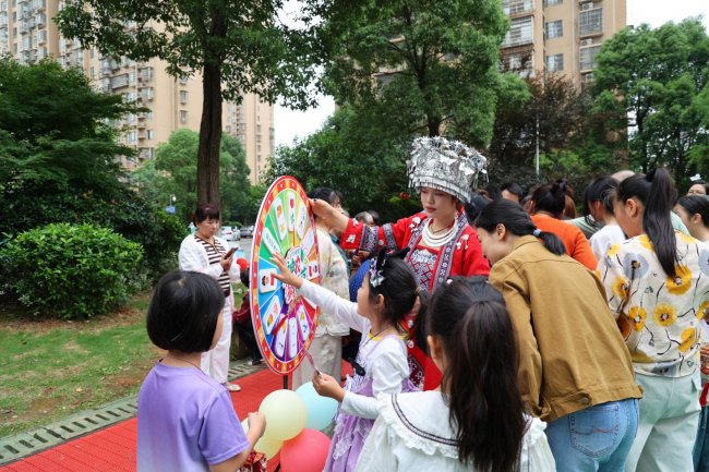 雨邻有约护童心 洪塘社区携手竹海堂开启中医药奇妙游插图3