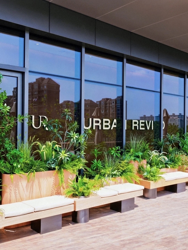 UR新店落地上海浦东新坐标,以复合空间重构线下时尚叙事插图 UR新店落地上海浦东新坐标,以复合空间重构线下时尚叙事插图