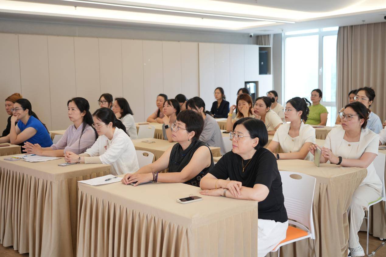以训筑安全屏障 用心护少年成长｜杭州心愈岛开展青少年应急处置专项技能培训插图6