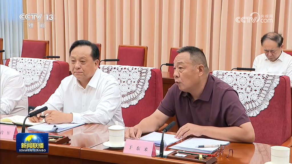 胖东来创始人于东来亮相《新闻联播》，区域零售标杆获国家级认可插图