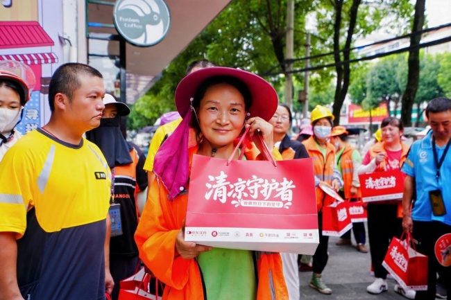京东健康联合多方发起“清凉守护者”公益行动 关爱高温下的一线劳动者插图 京东健康联合多方发起“清凉守护者”公益行动 关爱高温下的一线劳动者插图