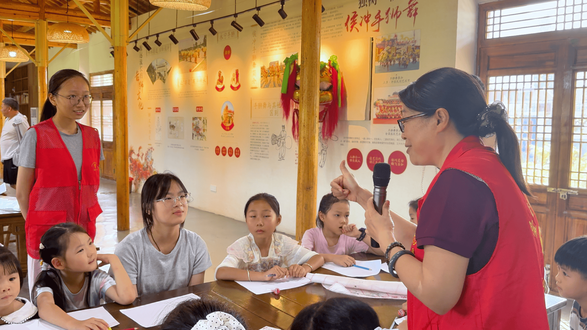 童心疗愈行动！暑托班联合南京心愈岛开展心理健康课堂插图7