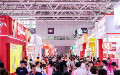 福利采购从“我发什么”到“员工需要什么”——10月深圳礼品家居展见证变革