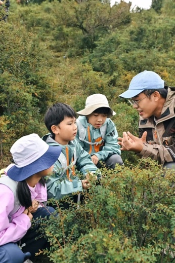 山人不被定型，山川拥有多元玩法：adidas 山川里户外生活发布会落地四川松潘