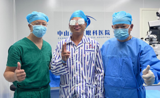 送餐途中一次偶遇，20年斜视问题迎来转机