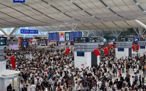 国庆假期 国铁广州局共发送旅客2072.1万人次 创历史新高
