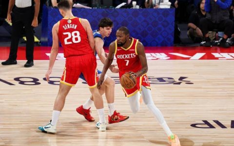 杜兰特15分申京三双 火箭NBA中国赛首战力克独行侠