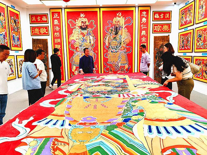 送福就送汉吉福！非遗门神年画版图再拓西南两省.doc